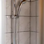 And Pri Urhu 招待所