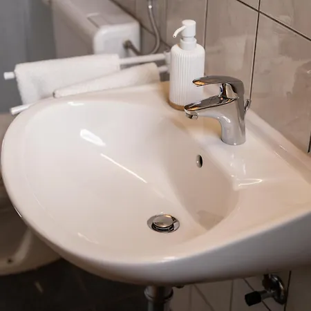 And Pri Urhu Gæstehus