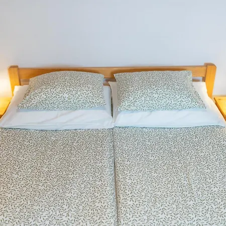 Vendégház And Pri Urhu 3*