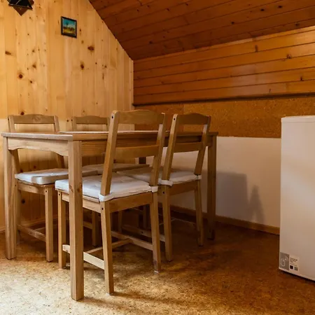 And Pri Urhu Vendégház 3*