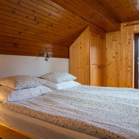 Vendégház And Pri Urhu 3*